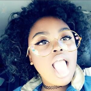 Meet your Posher, Kyleigh